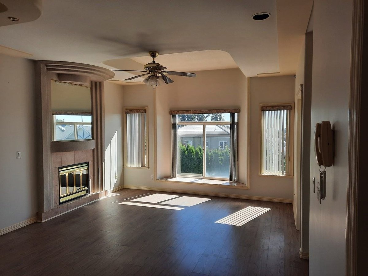 381 East 57th Avenue - Photo 3