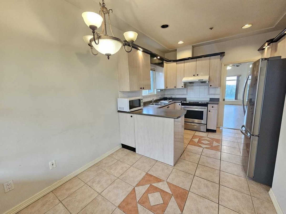 381 East 57th Avenue - Photo 6