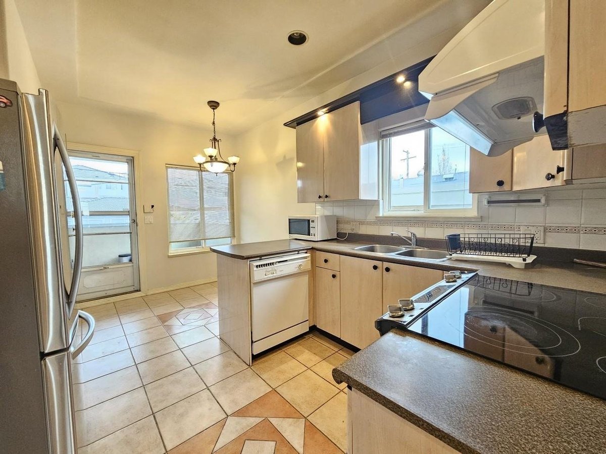381 East 57th Avenue - Photo 7