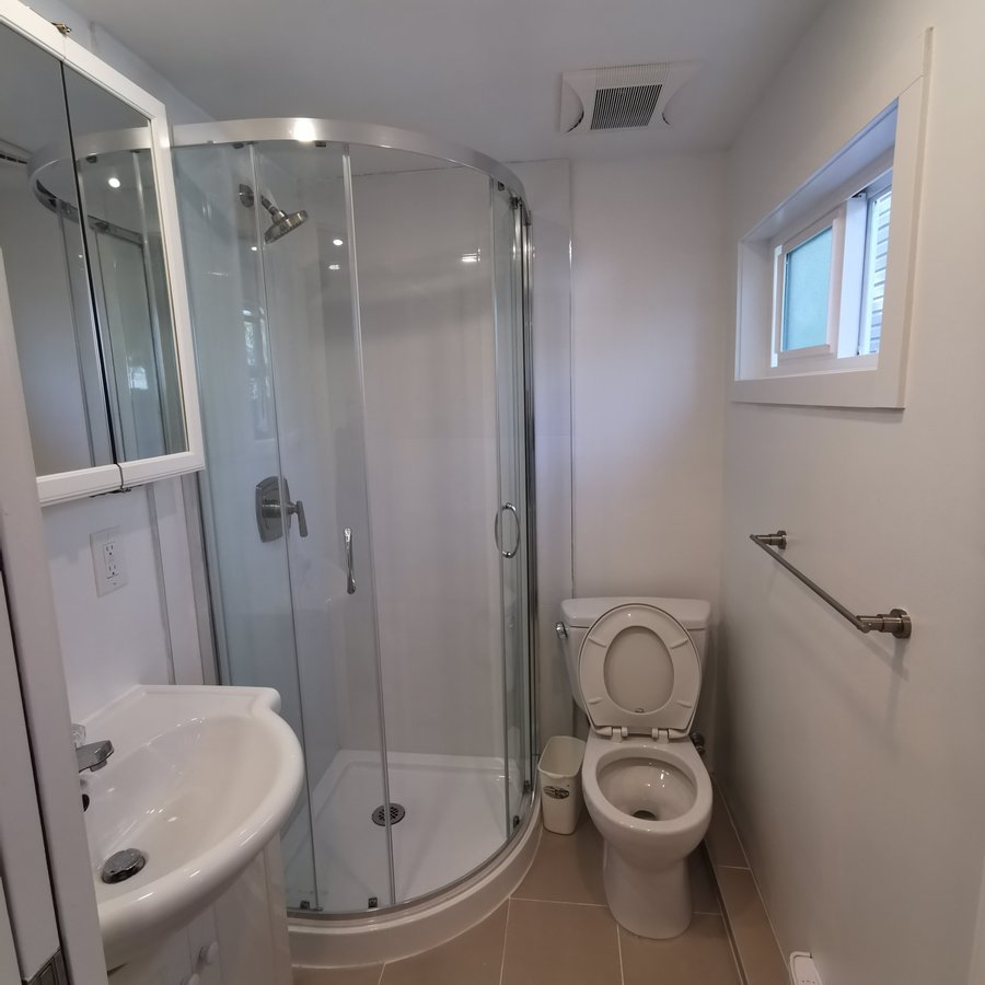 West 19th Avenue - Photo 6