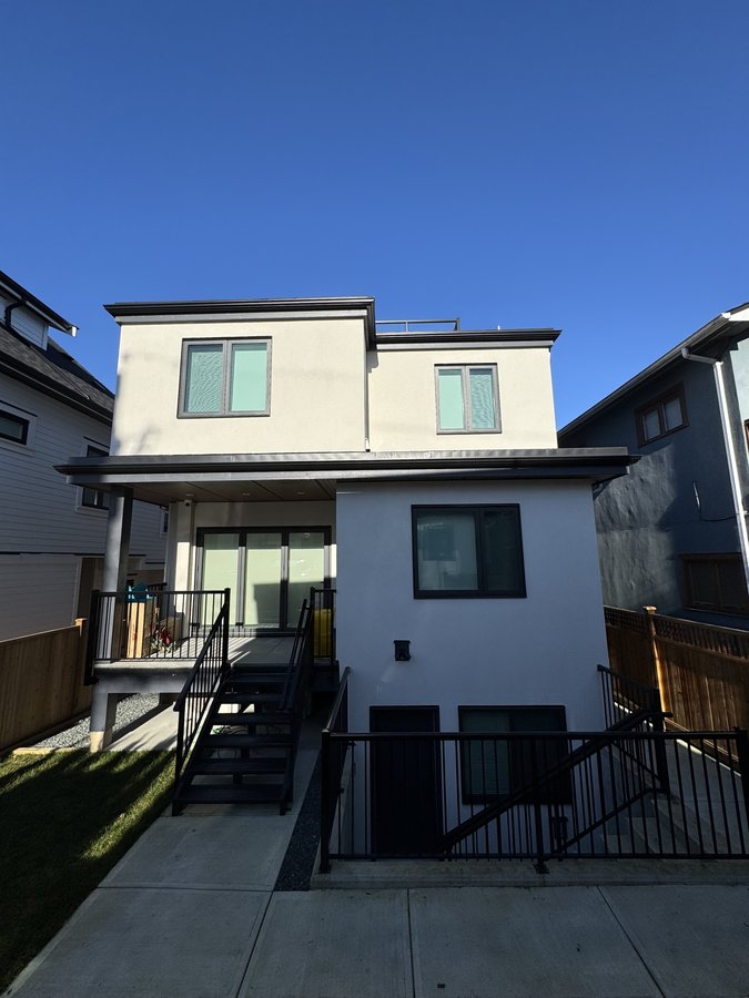 1334 East 35th Avenue - Photo 2