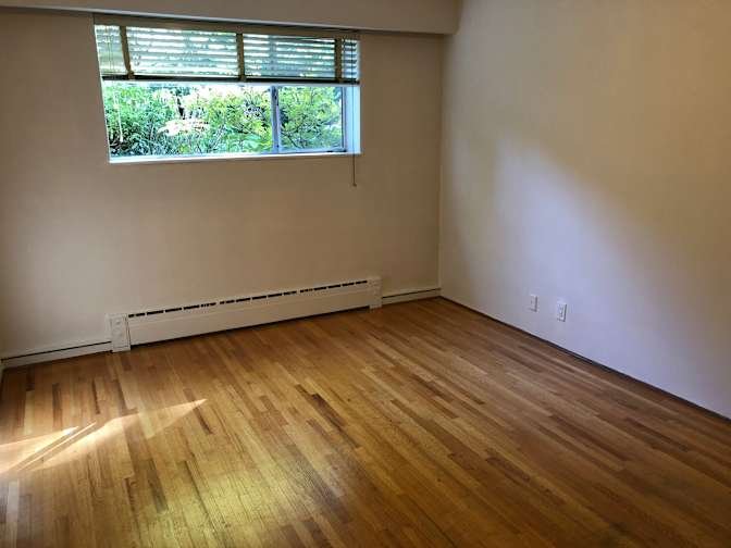 Shaughnessy - Photo 2