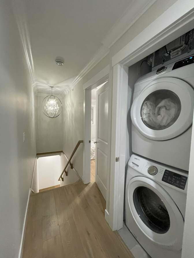 East 35th Avenue - Photo 3