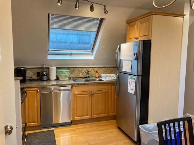 Comox Street - Photo 84