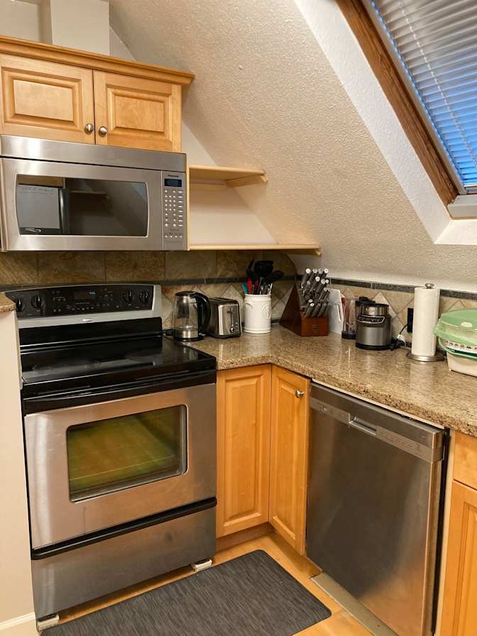 Comox Street - Photo 83