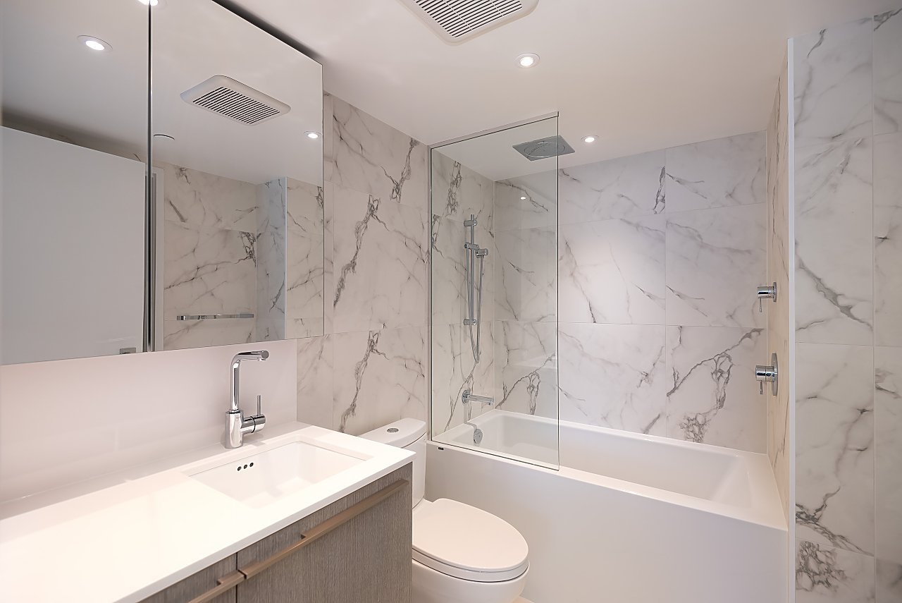 1107 Richards Street - Photo 9