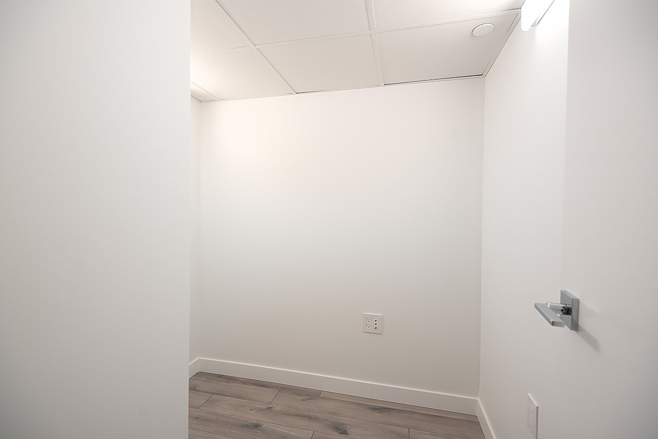 1107 Richards Street - Photo 11