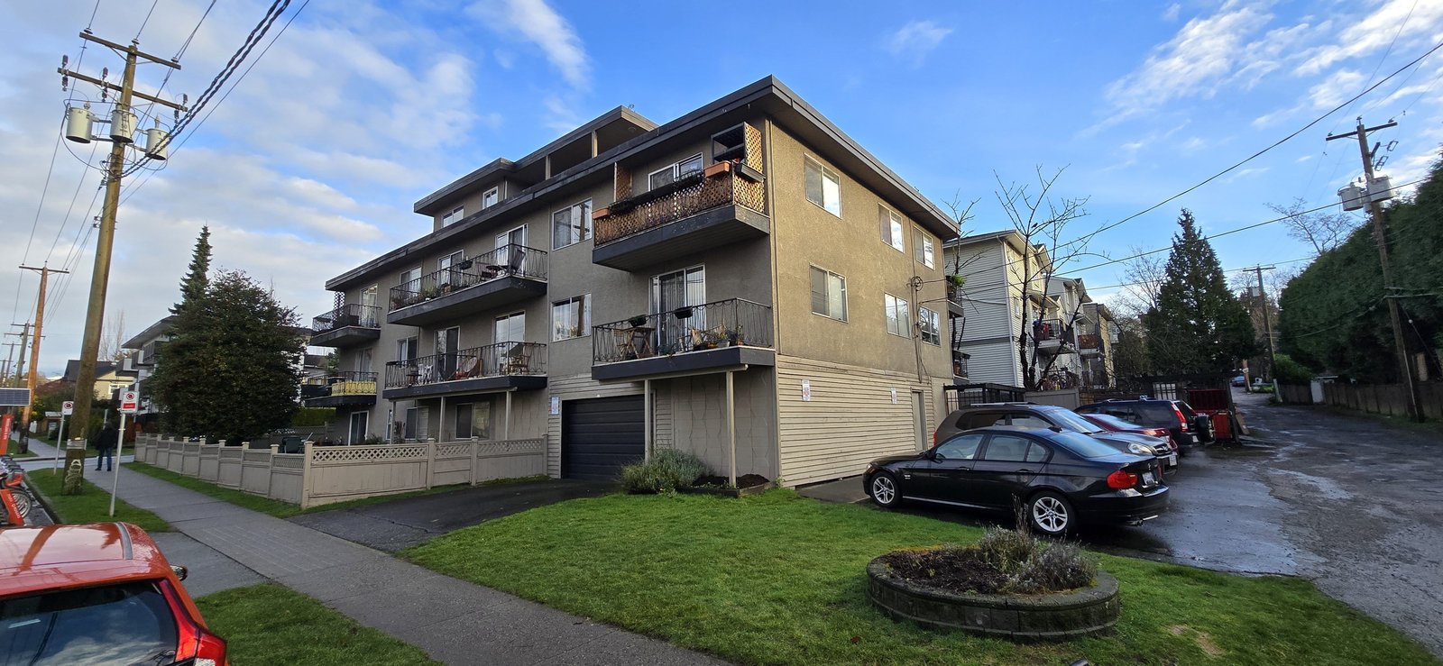 1510 East 4th Avenue - Photo 1