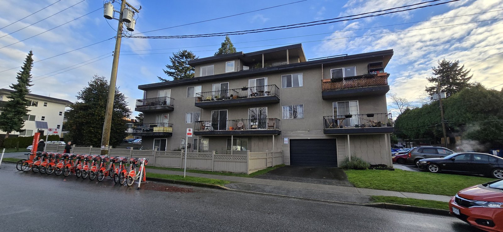 1510 East 4th Avenue - Photo 3