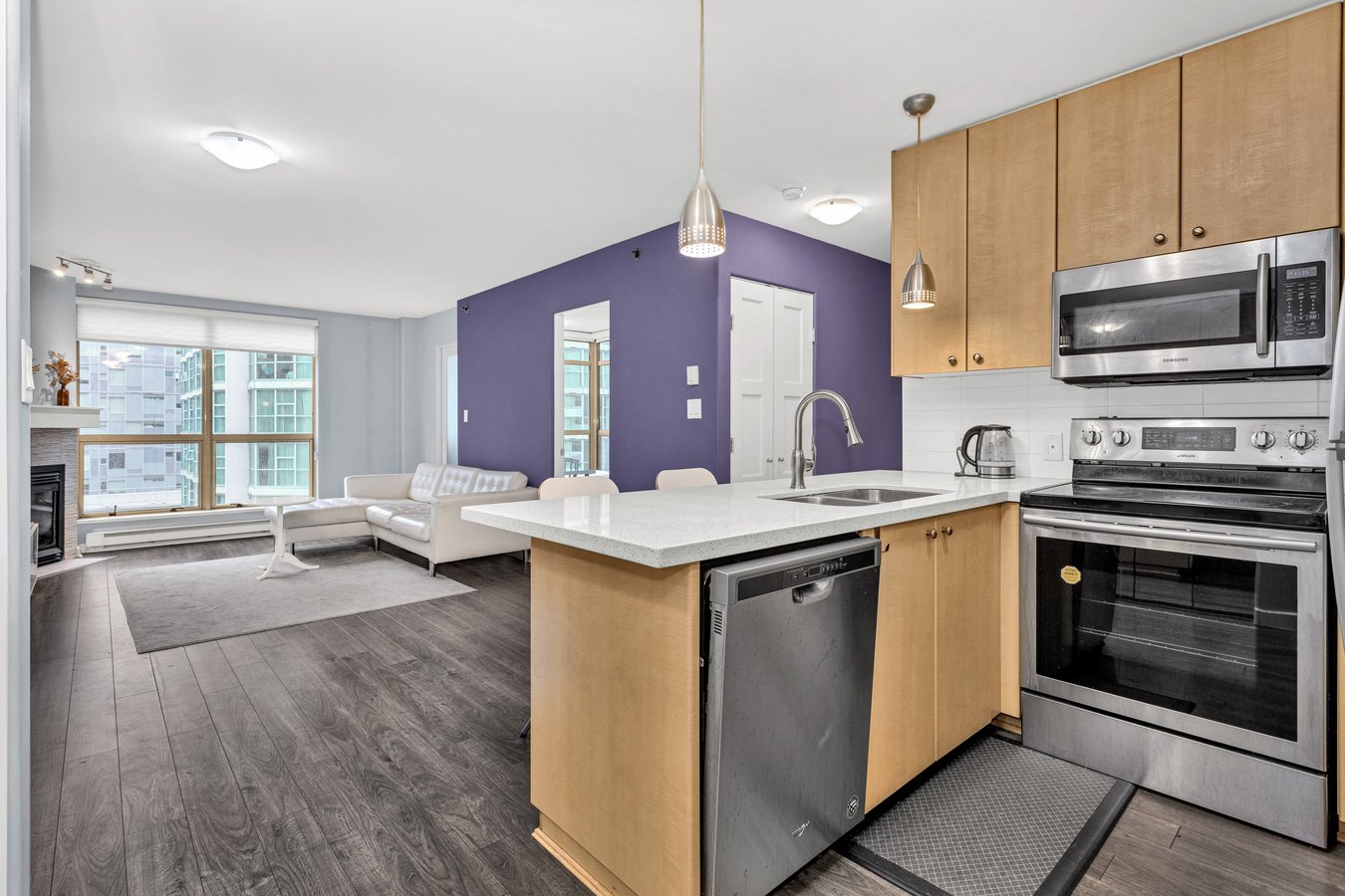 819 Hamilton Street - Photo 2