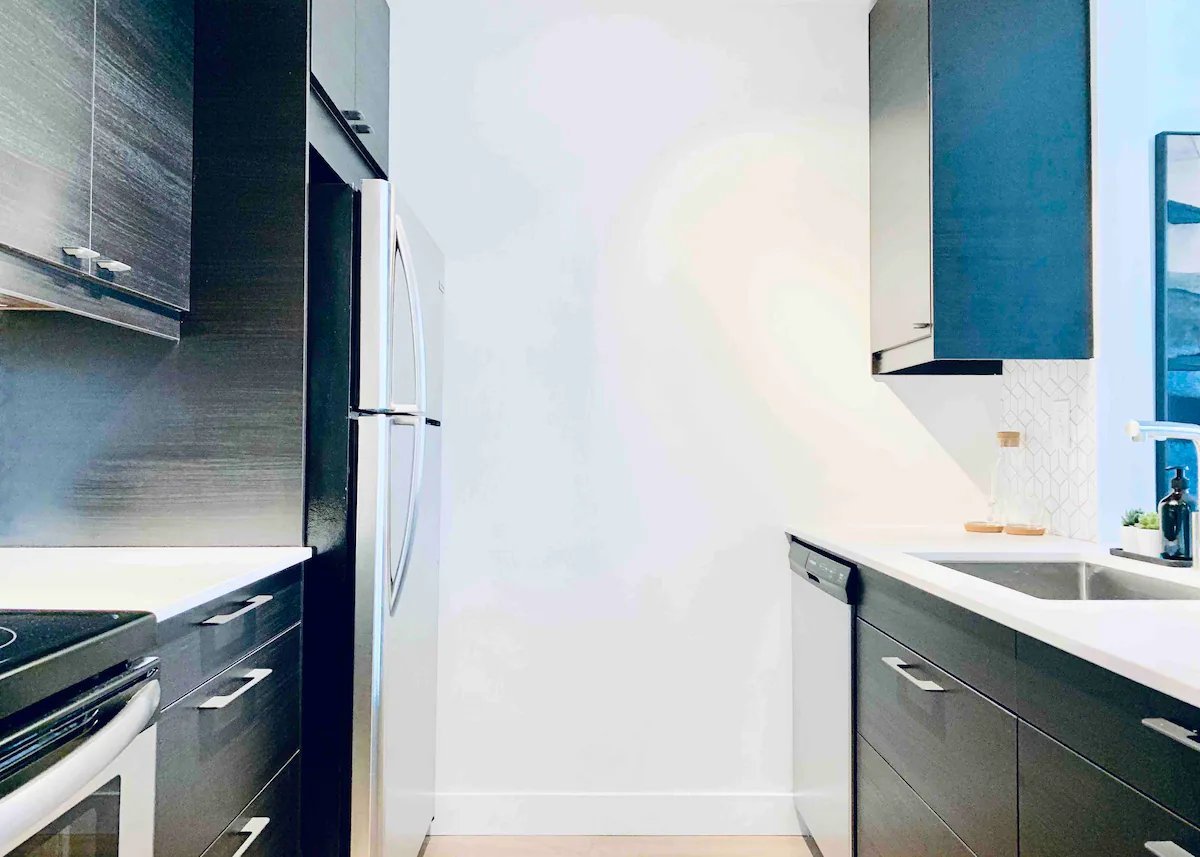 1010 Howe Street - Photo 6