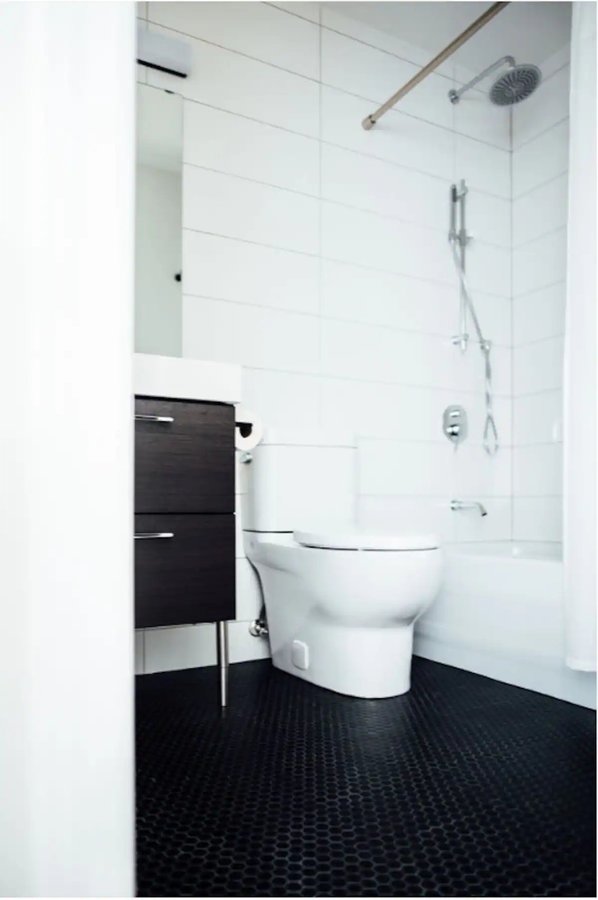1010 Howe Street - Photo 14