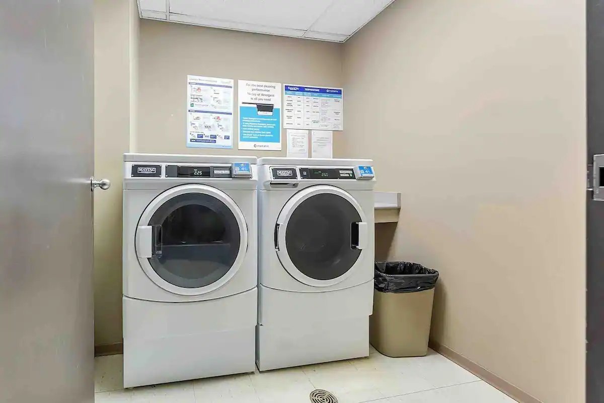 1010 Howe Street - Photo 24