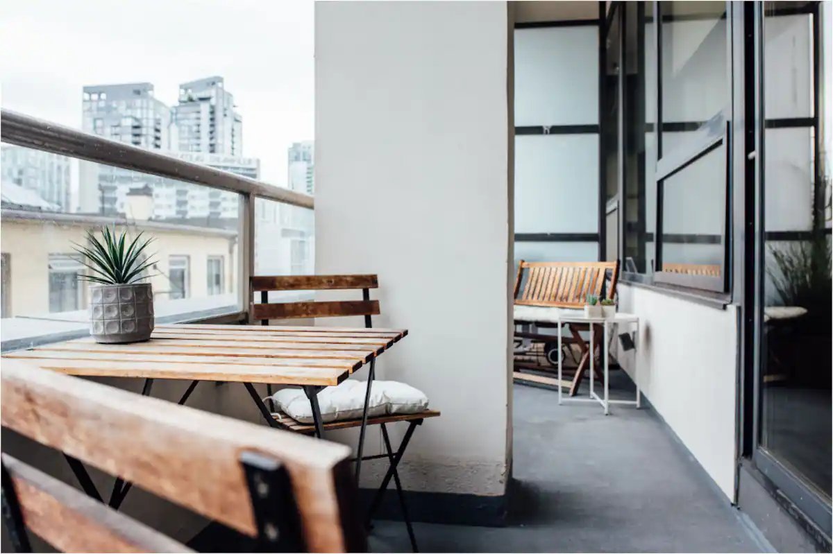 1010 Howe Street - Photo 10