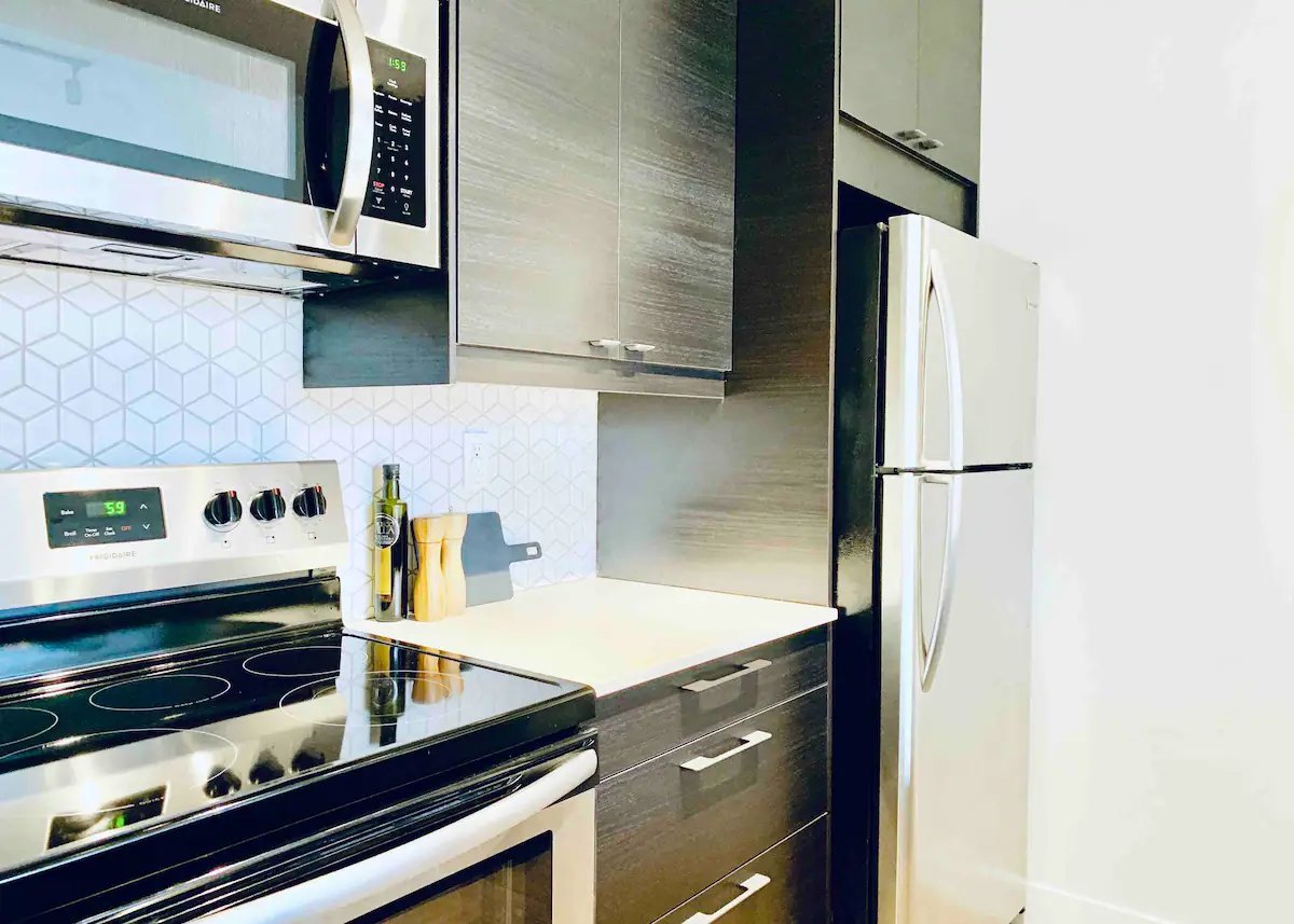 1010 Howe Street - Photo 8