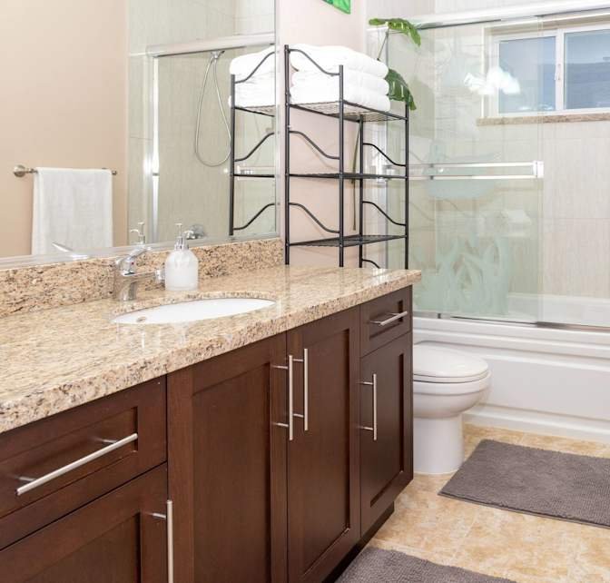 East 8th Avenue - Photo 4