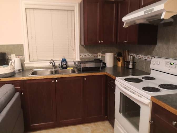 East 8th Avenue - Photo 11