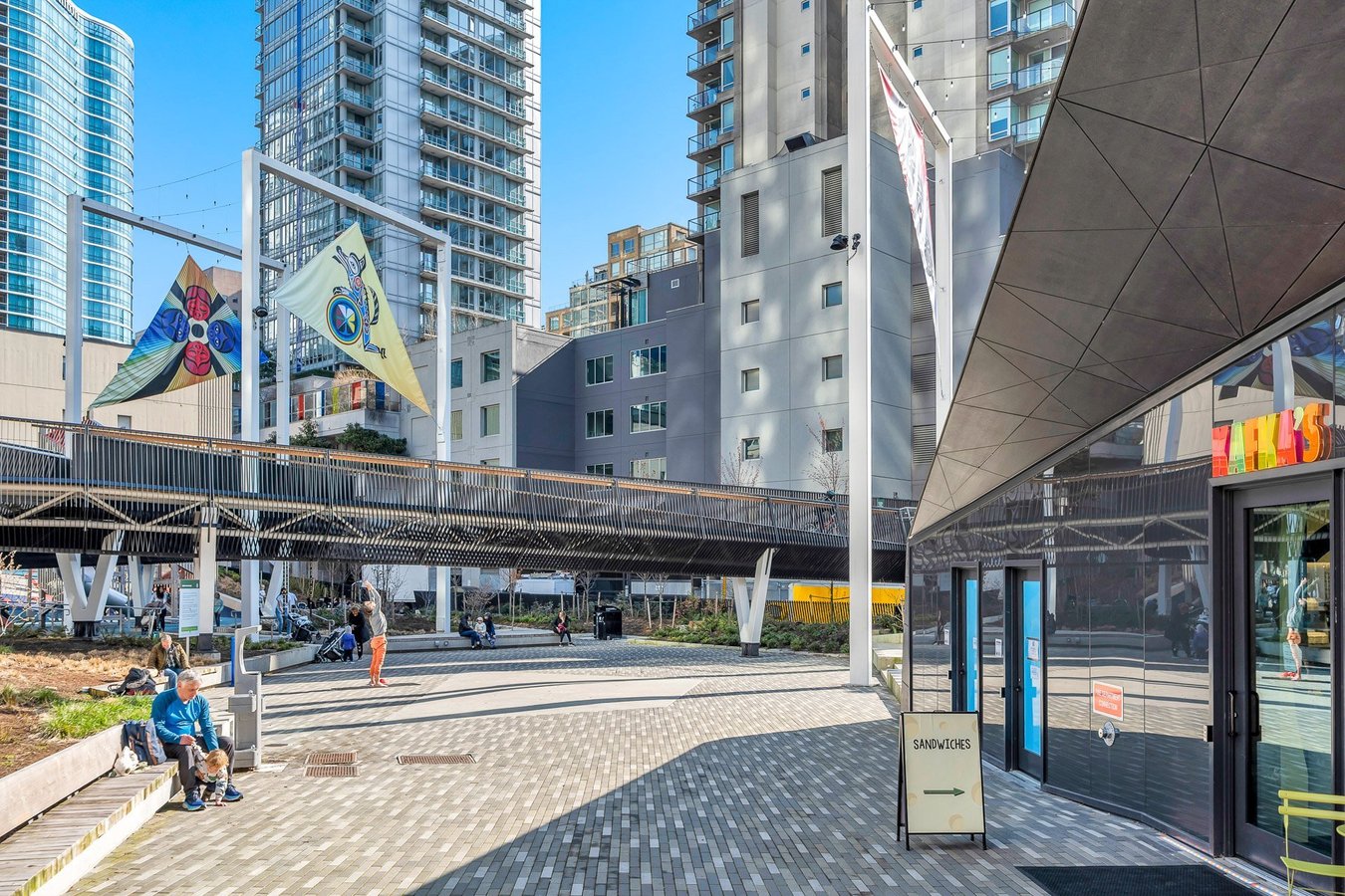 535 Smithe Street - Photo 33
