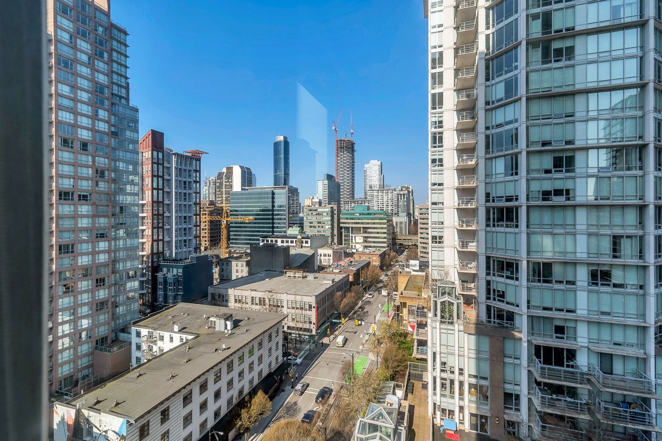 535 Smithe Street - Photo 13