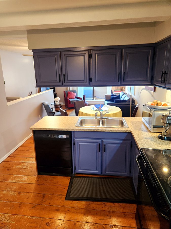 1070 Nelson Street - Photo 10