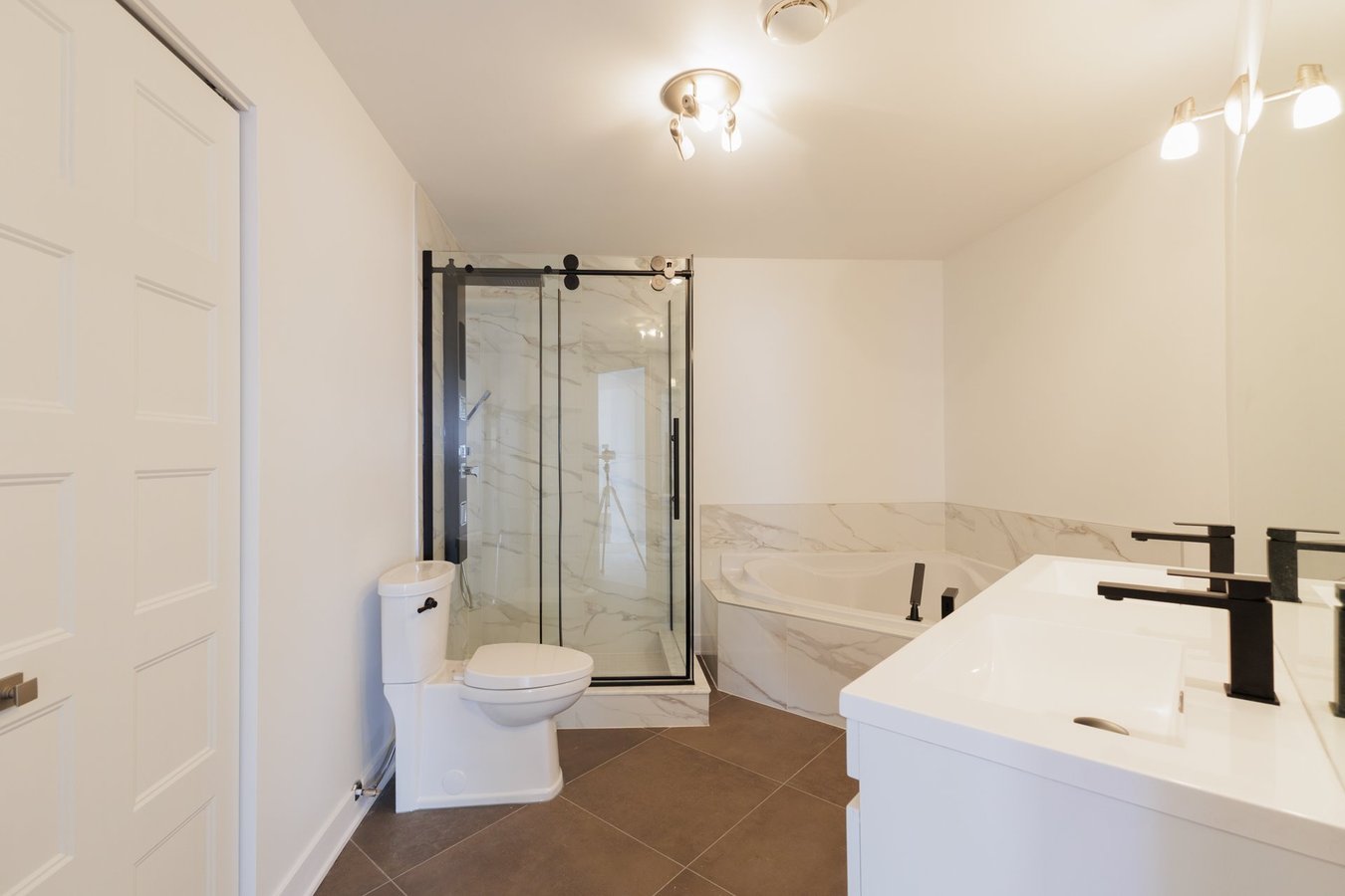 2515 Rue Dutrisac - Photo 1