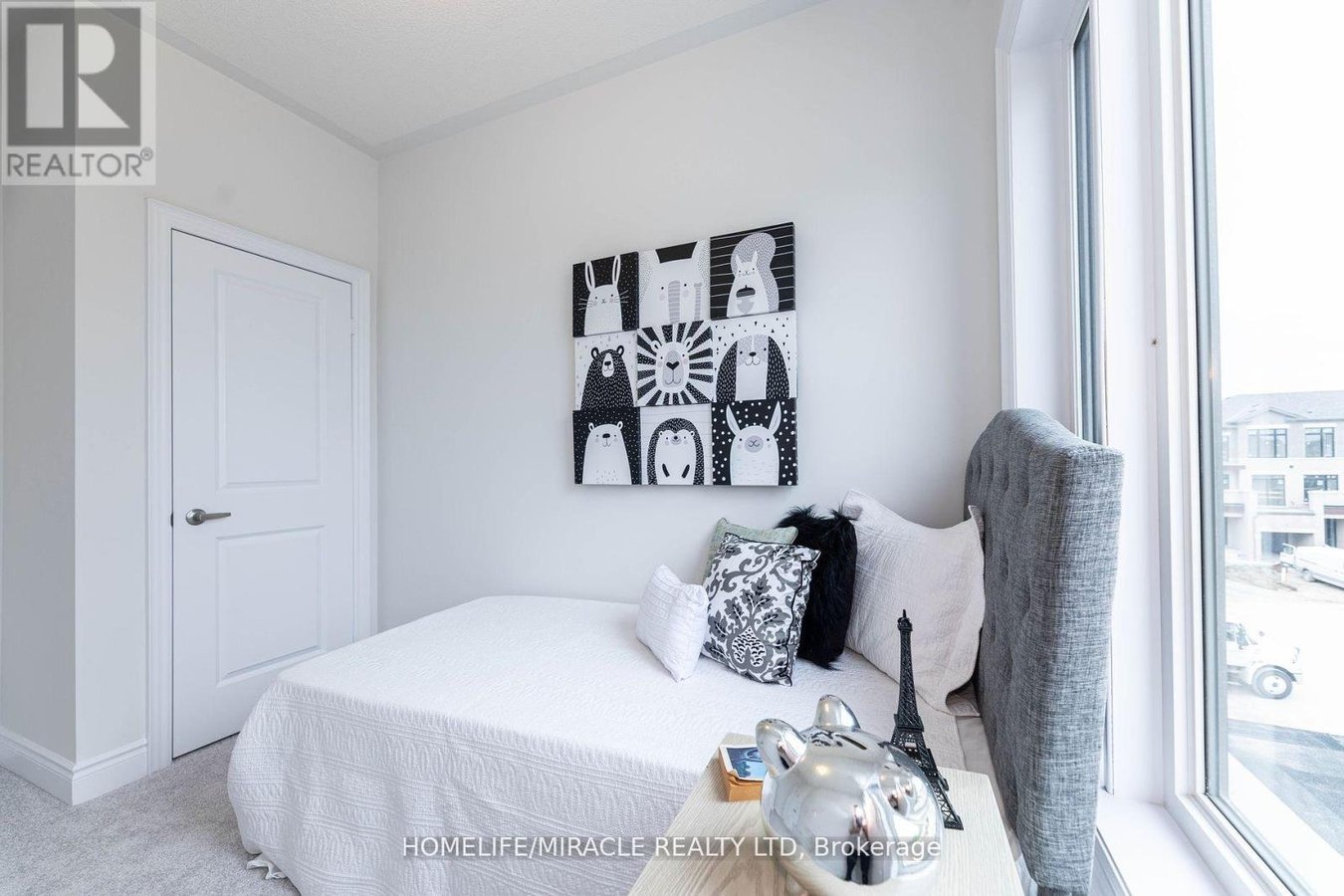 413 TENNANT CIRCLE - Photo 34