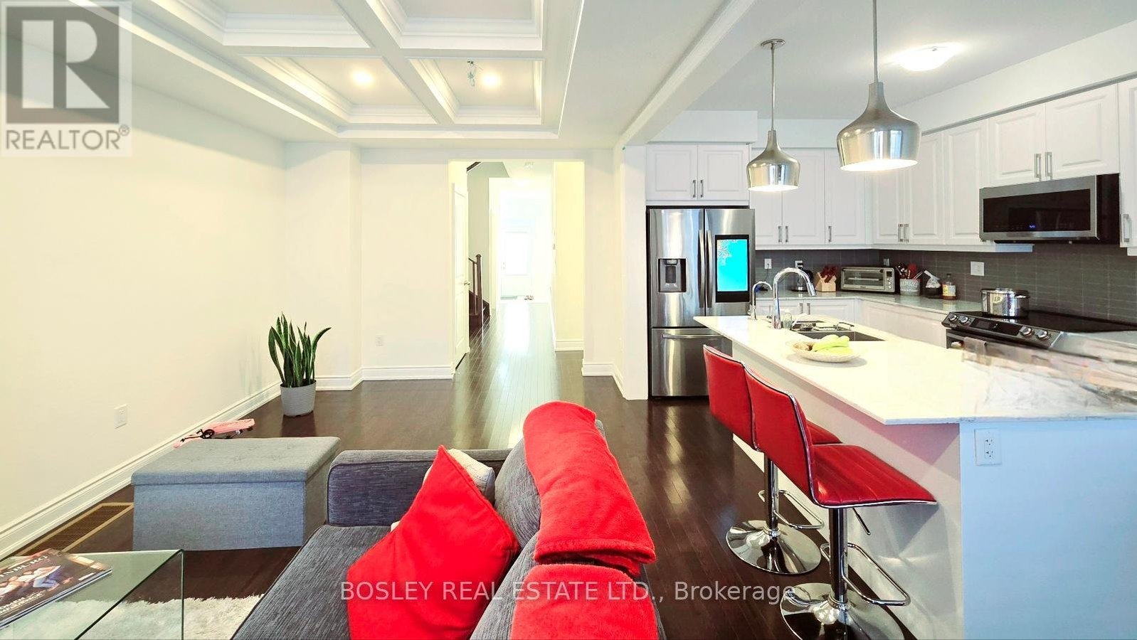 62 GHENT DRIVE - Photo 2
