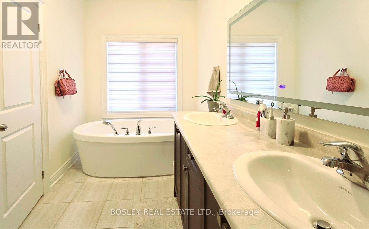 62 GHENT DRIVE - Photo 12