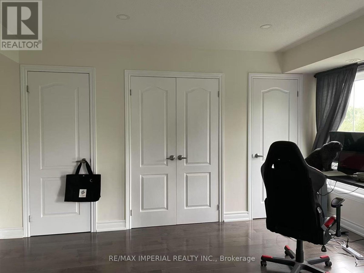 BEDROOM ONE - 181 PARKTREE DRIVE - Photo 6