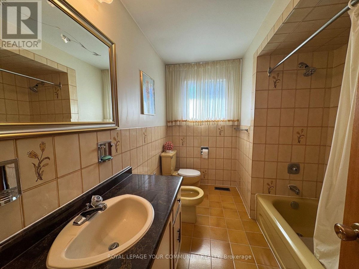 160 JULES AVENUE - Photo 13