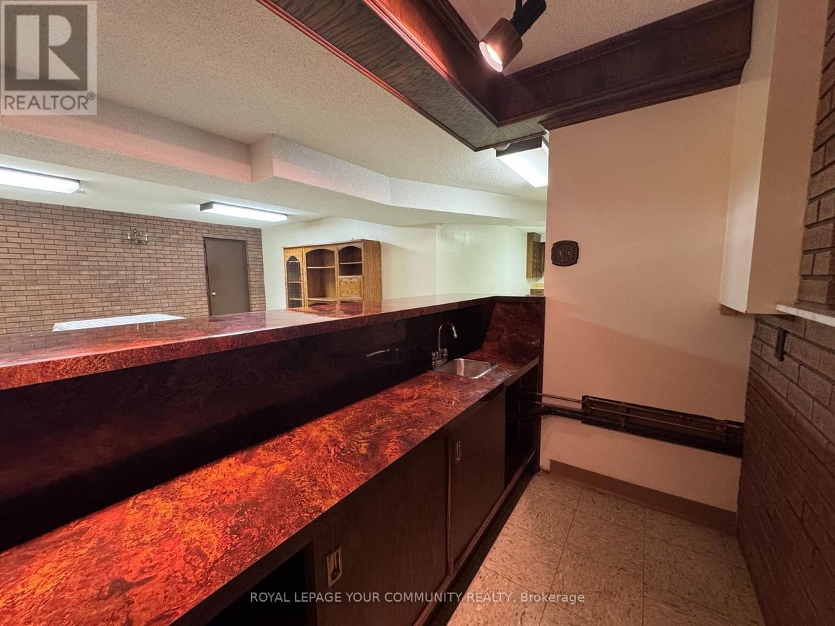 160 JULES AVENUE - Photo 32