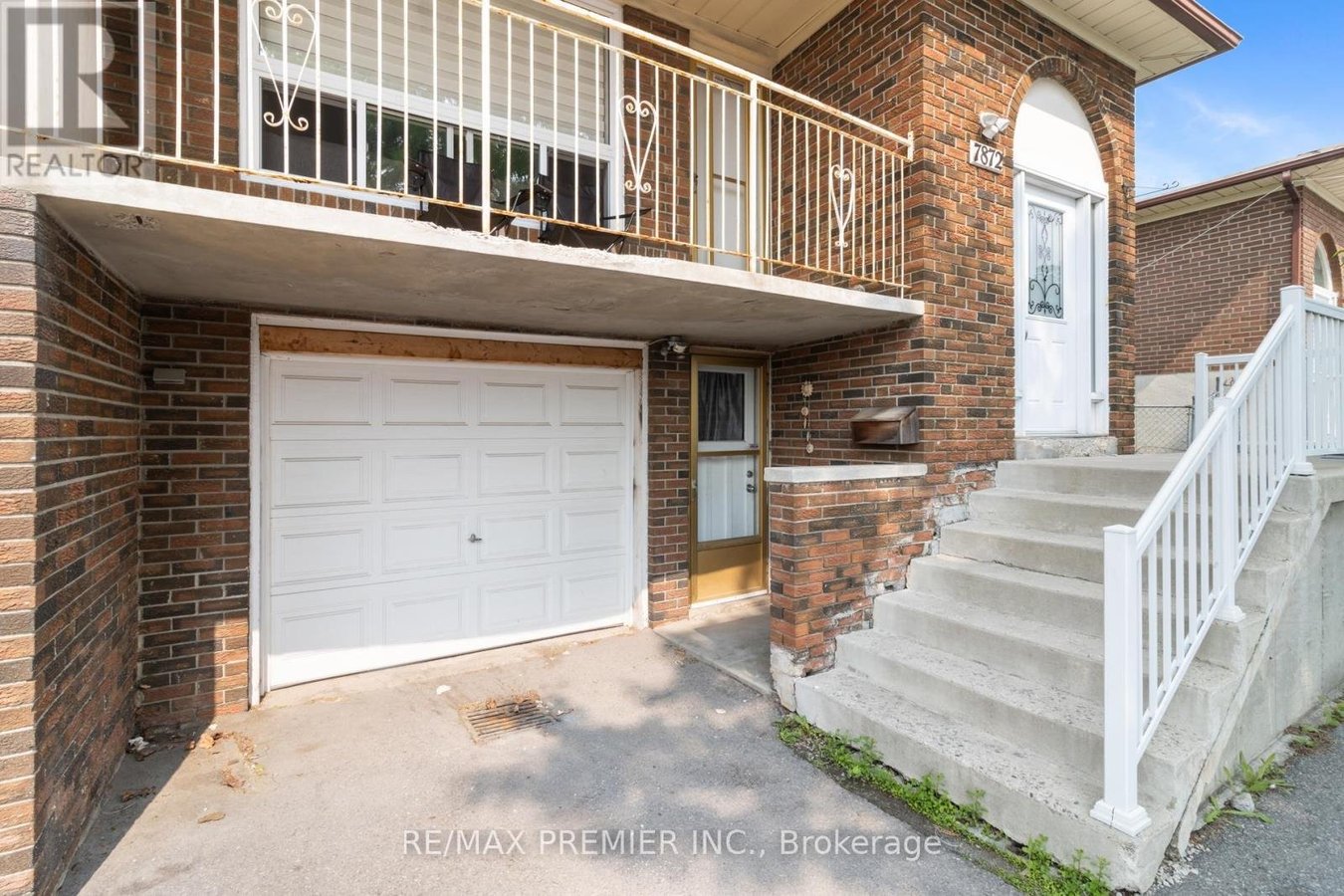 7872 MARTIN GROVE ROAD - Photo 2