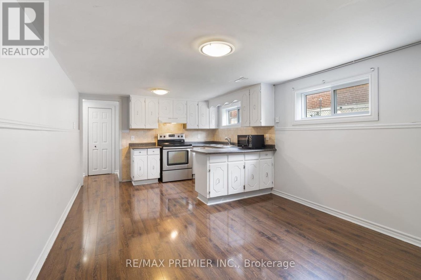 7872 MARTIN GROVE ROAD - Photo 6
