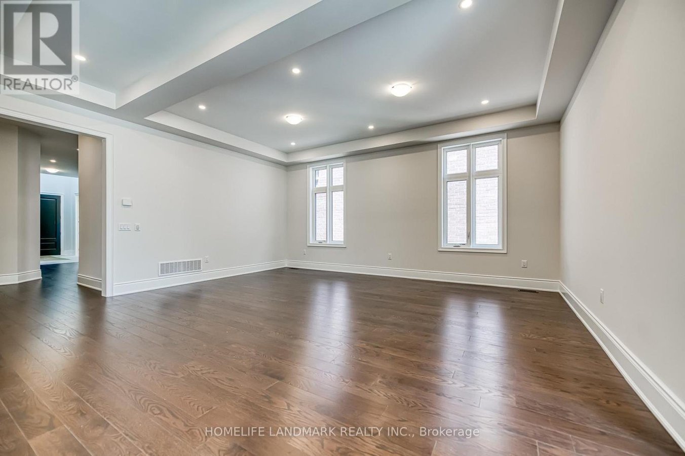 160 WINTHROP CRESCENT - Photo 11