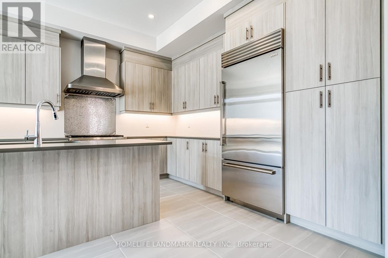 160 WINTHROP CRESCENT - Photo 16