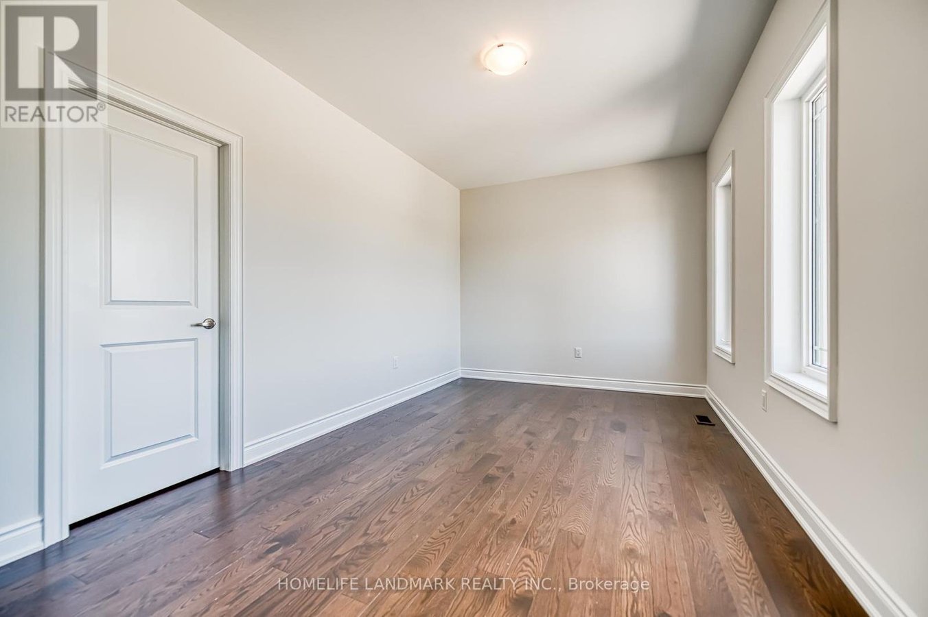 160 WINTHROP CRESCENT - Photo 21