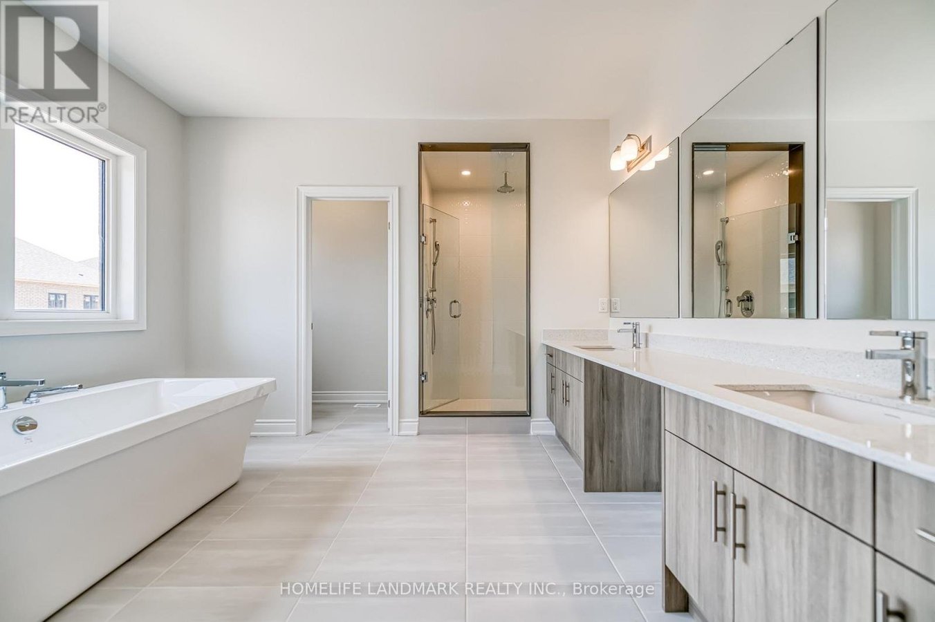 160 WINTHROP CRESCENT - Photo 32