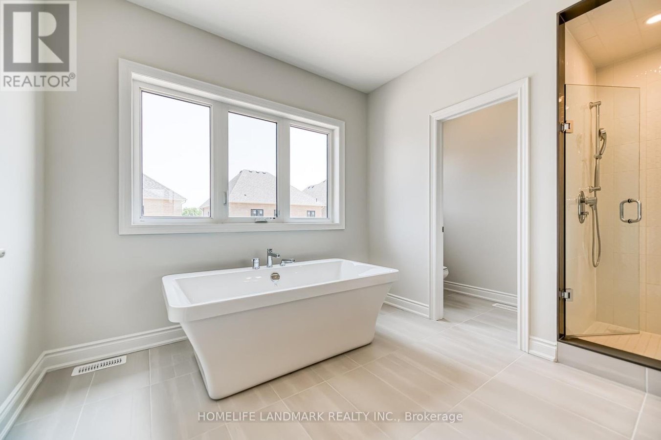 160 WINTHROP CRESCENT - Photo 33
