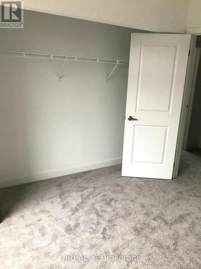 46 ENGEL STREET - Photo 9