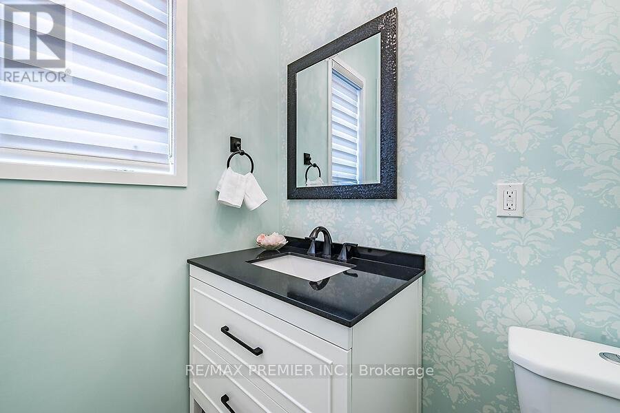 77 SYDNEY CIRCLE - Photo 5