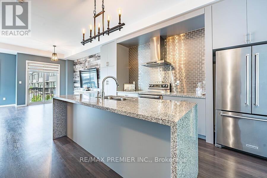 77 SYDNEY CIRCLE - Photo 11