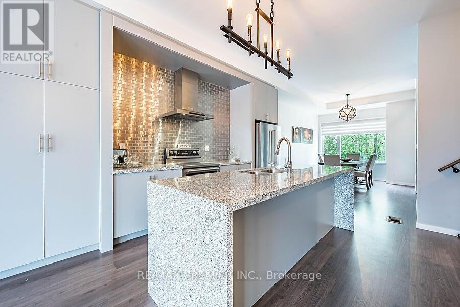 77 SYDNEY CIRCLE - Photo 13