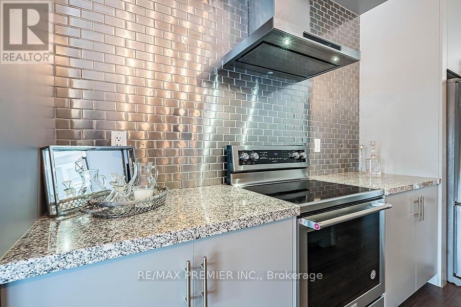 77 SYDNEY CIRCLE - Photo 14