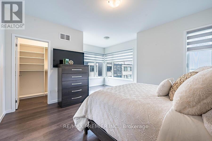 77 SYDNEY CIRCLE - Photo 27