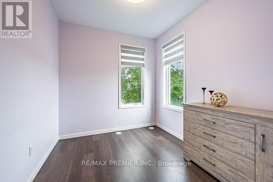 77 SYDNEY CIRCLE - Photo 35