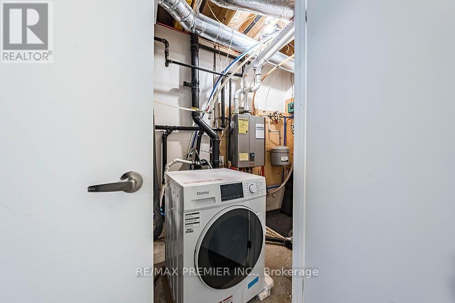 77 SYDNEY CIRCLE - Photo 42