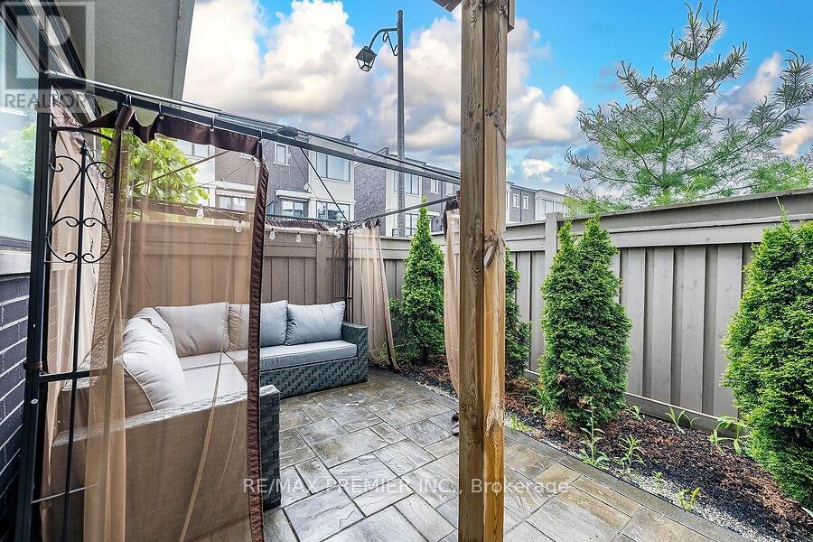 77 SYDNEY CIRCLE - Photo 43