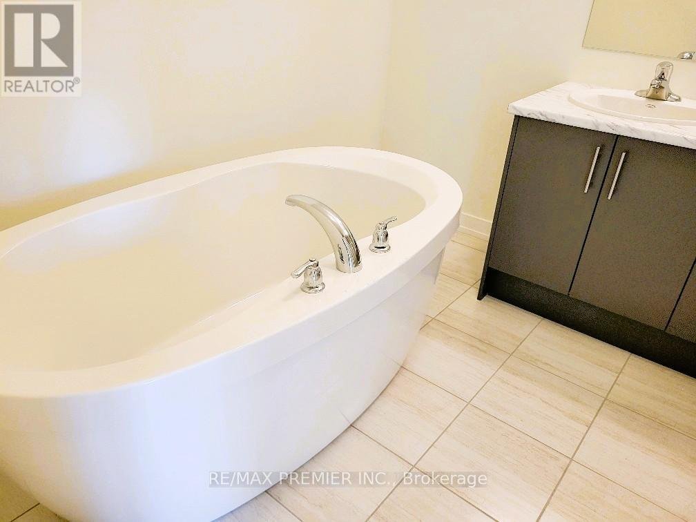 3 GHENT DRIVE - Photo 18