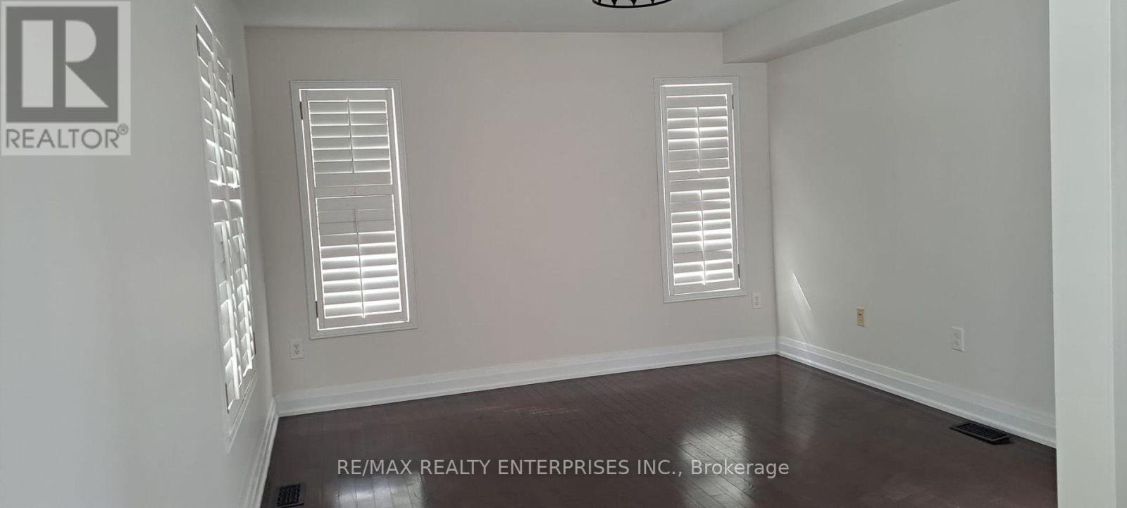 2 SUMMIT DRIVE - Photo 13