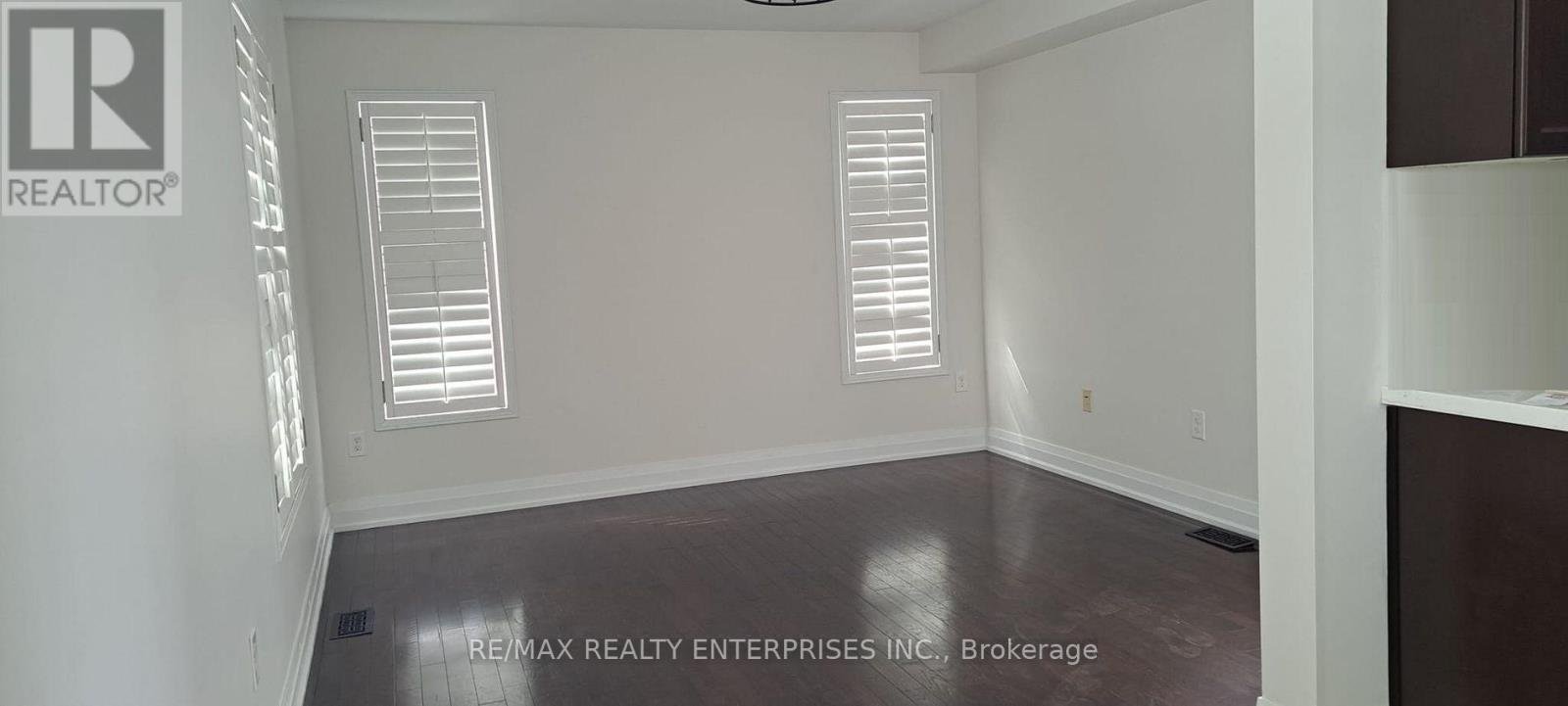 2 SUMMIT DRIVE - Photo 15